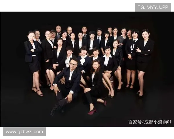 深圳极限运动队的默契配合与团队精神探讨