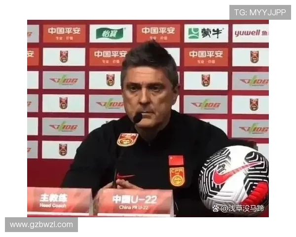 中国足球新教练上任 目标带队冲击2026世界杯亚洲区预选赛