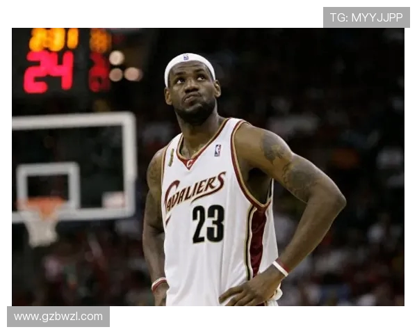 勒布朗·詹姆斯：从篮球天才到全球体育偶像的成长历程与影响力分析